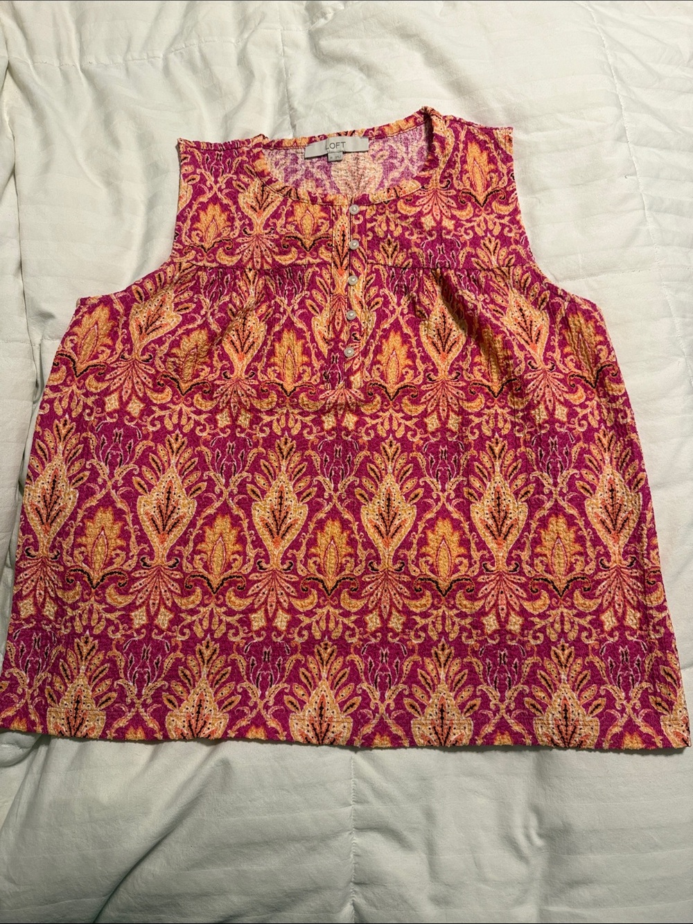 LOFT - Pink and Gold Printed Sleeveless Top - Medium